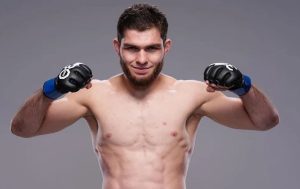 vitorioso-em-estreia-no-ufc,-‘clone-de-khabib’-persegue-ladroes-apos-sofrer-furto-em-hotel;-entenda