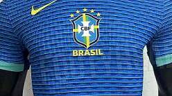 escudo-centralizado-e-‘ondas’:-site-vaza-suposta-nova-camisa-azul-da-selecao-brasileira