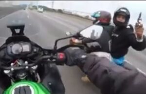 ‘voce-vai-morrer’:-video-flagra-motociclista-ser-rendido,-ameacado-e-agredido-na-castello-branco