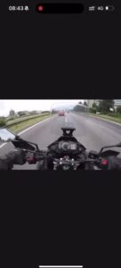motociclista-filma-momento-em-que-e-rendido-e-ameacado-na-presidente-dutra;-assista