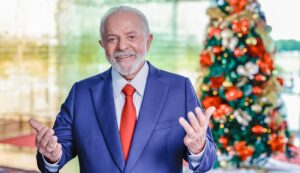 em-discurso-de-natal,-lula-celebra-entregas-e-chama-a-uniao-entre-amigos-e-familiares