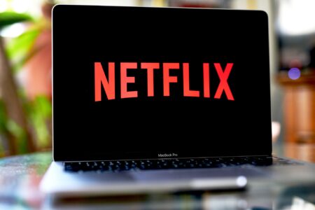 como-usar-uma-vpn-para-assistir-netflix-quando-voce-viaja-para-o-exterior